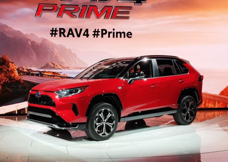  丰田,卡罗拉锐放,威兰达,锋兰达,RAV4荣放,汉兰达,卡罗拉,凯美瑞,亚洲狮,一汽丰田bZ3,红杉,丰田C-HR,皇冠,埃尔法,广汽丰田bZ4X,YARiS L 致炫,赛那,皇冠陆放,雷凌,威驰,亚洲龙