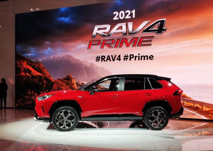  丰田,卡罗拉锐放,威兰达,锋兰达,RAV4荣放,汉兰达,卡罗拉,凯美瑞,亚洲狮,一汽丰田bZ3,红杉,丰田C-HR,皇冠,埃尔法,广汽丰田bZ4X,YARiS L 致炫,赛那,皇冠陆放,雷凌,威驰,亚洲龙