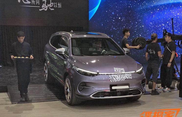  比亚迪,比亚迪V3,比亚迪e6,比亚迪e3,比亚迪D1,元新能源,比亚迪e9,宋MAX新能源,元Pro,比亚迪e2,驱逐舰05,海鸥,护卫舰07,海豹,元PLUS,海豚,唐新能源,宋Pro新能源,汉,宋PLUS新能源,秦PLUS新能源,腾势,腾势N7,腾势D9