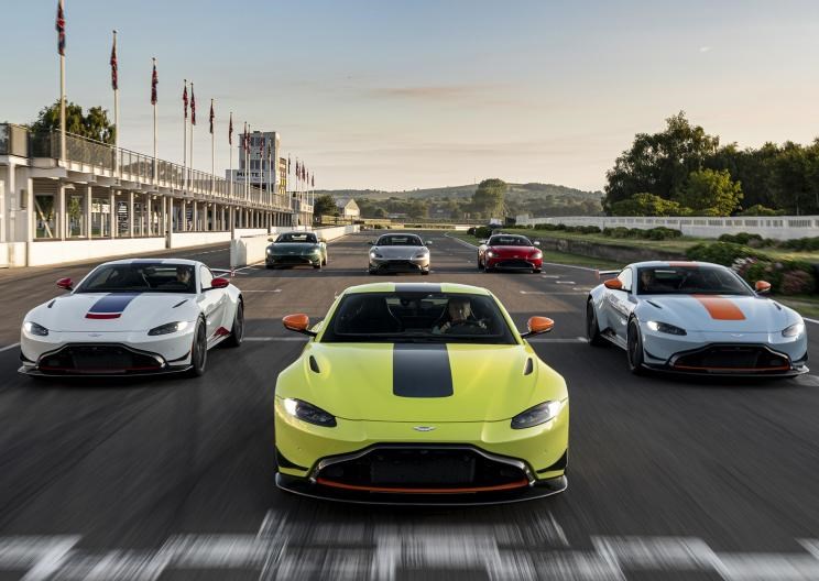  阿斯顿·马丁,V8 Vantage