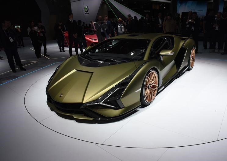  兰博基尼,Huracán,Aventador,Urus