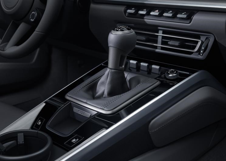 保时捷,Mission R,Cayenne E-Hybrid,Panamera E-Hybrid,Taycan,保时捷911,保时捷718,Cayenne,Macan,Panamera