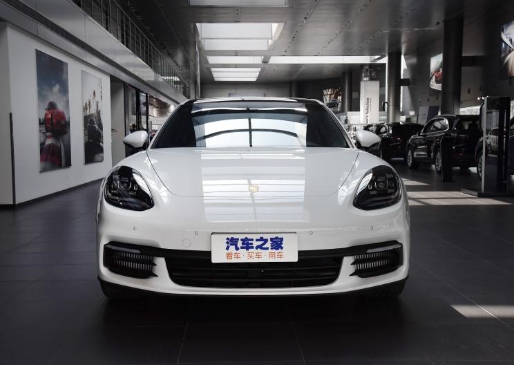  保时捷,Panamera