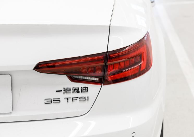  奥迪,奥迪A4L,本田,凌派,斯柯达,柯米克,大众,桑塔纳,SRM鑫源,好运,宝马,宝马3系,宝马X1,路虎,发现,奔驰,奔驰C级,奔驰A级,捷达,捷达VA3,捷豹,捷豹XEL,奔驰E级