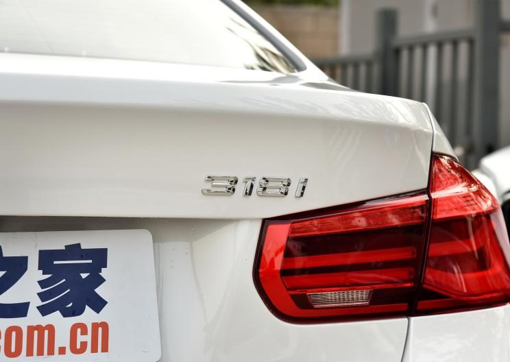  奥迪,奥迪A4L,本田,凌派,斯柯达,柯米克,大众,桑塔纳,SRM鑫源,好运,宝马,宝马3系,宝马X1,路虎,发现,奔驰,奔驰C级,奔驰A级,捷达,捷达VA3,捷豹,捷豹XEL,奔驰E级