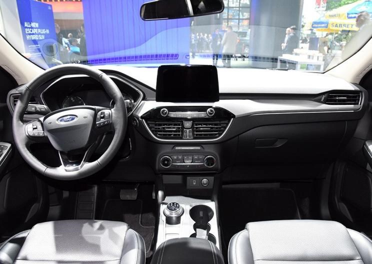  福特,撼路者,Mustang,锐界,领裕,Bronco Sport,福特电马,新世代全顺,EVOS,Bronco,途睿欧,领界,全顺,福睿斯,福特F-150,锐际,领睿,锐界L,福克斯,探险者,蒙迪欧